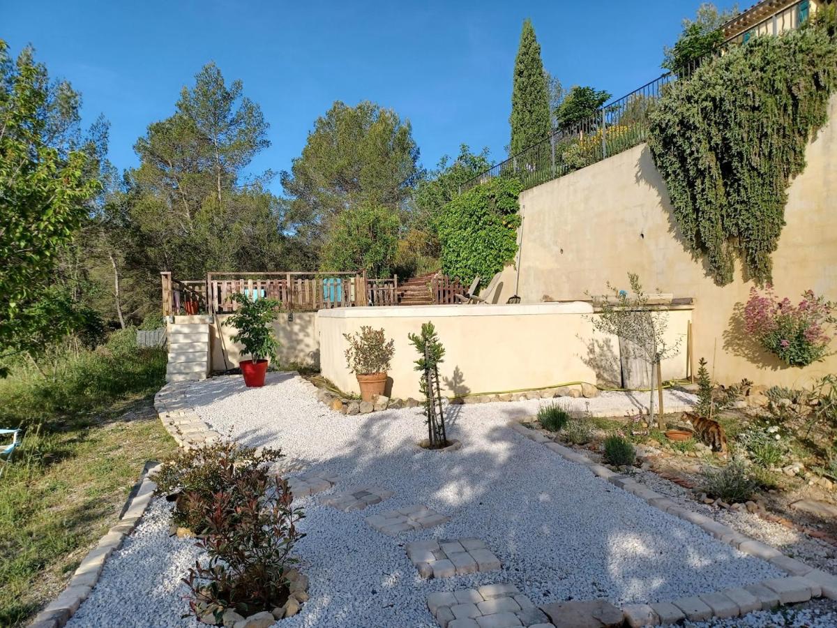 Une Chambre En Provence Correns Экстерьер фото