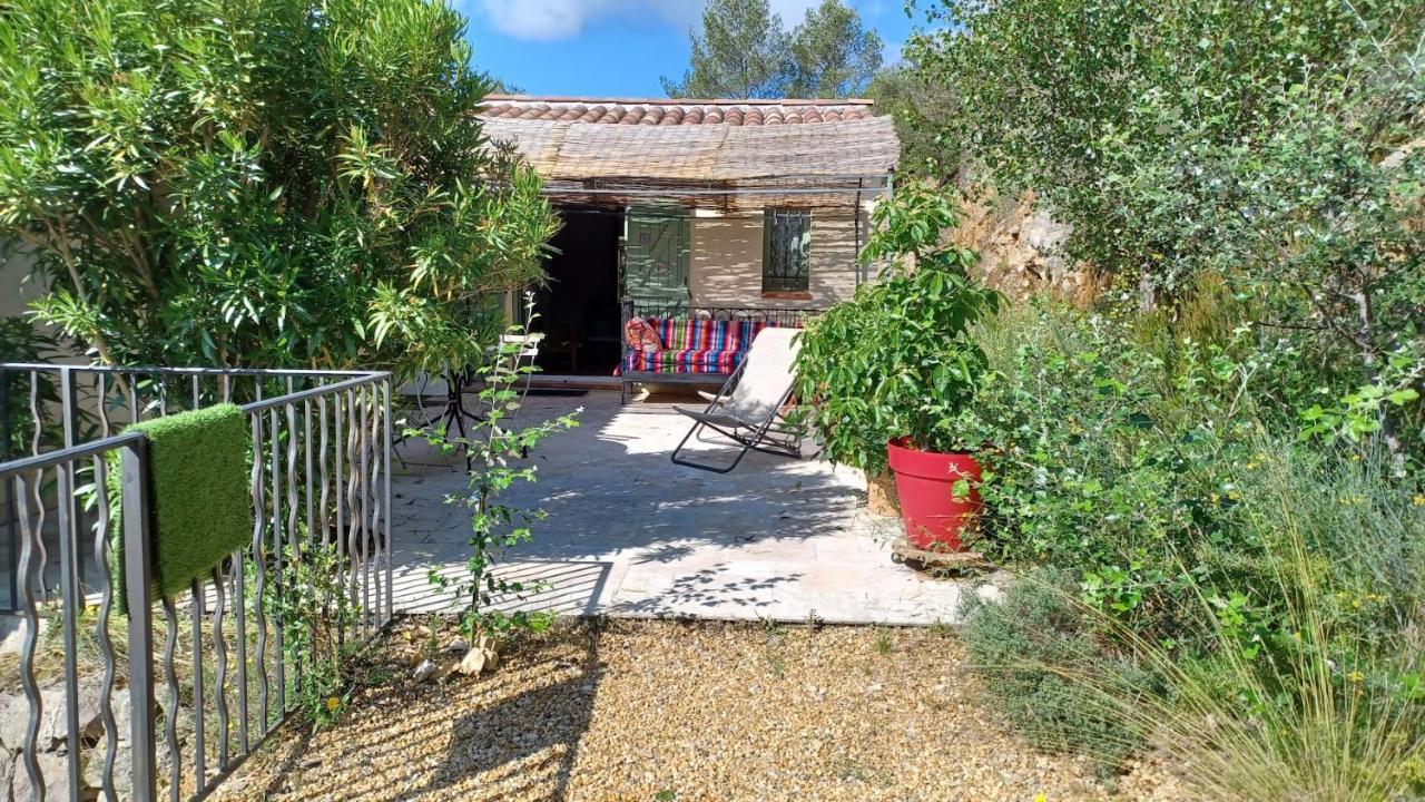 Une Chambre En Provence Correns Экстерьер фото